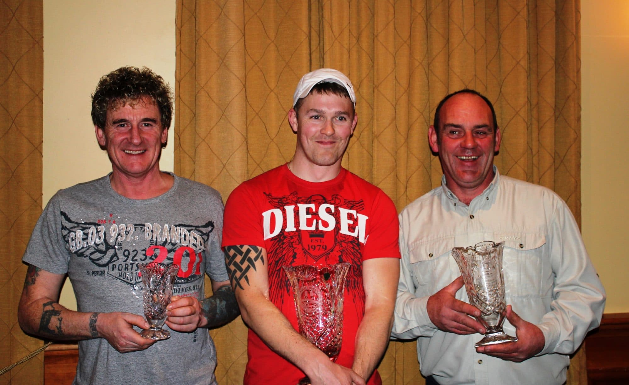 Winner of the Individual Title, Dave Roe (centre) pictured with Joe Byrne (R) who finished in Second Place and Ian Knight (L) who finished in Third Place.