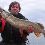Esox Lodge – Belgium Angler with pike