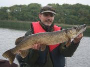 Dutch anglers vow to return and catch the ones that got away ! Ronnie with his first Pike.