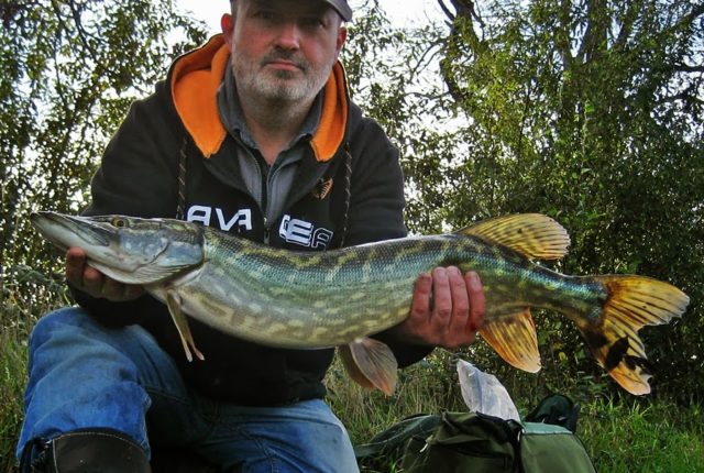 A well marked Barrow Pike.