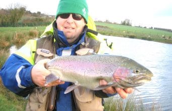 Jason O'Riordan with a nice bow on a bloodworm at Ardaire
