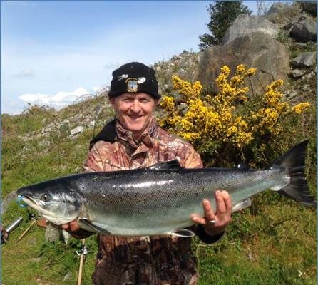 Pat Loughnane with his excellent 17.5 lbs. Moy salmon