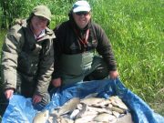 Ian and Ralf from Merseyside with some nice Bream, Roach and Hybrids.