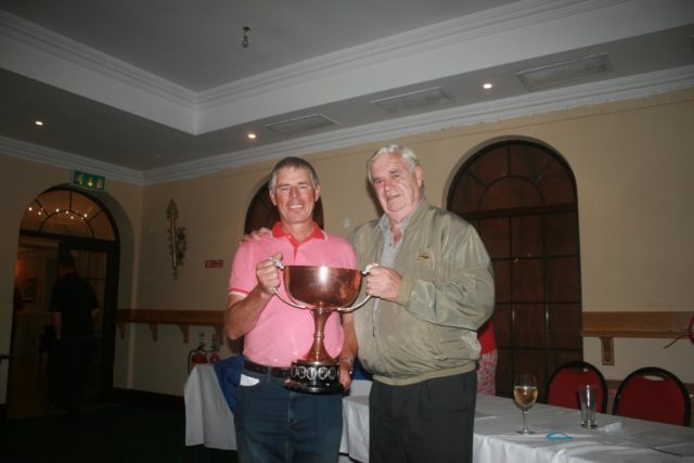 Winner Kevin Johnson receiving his prize at Arva Festival