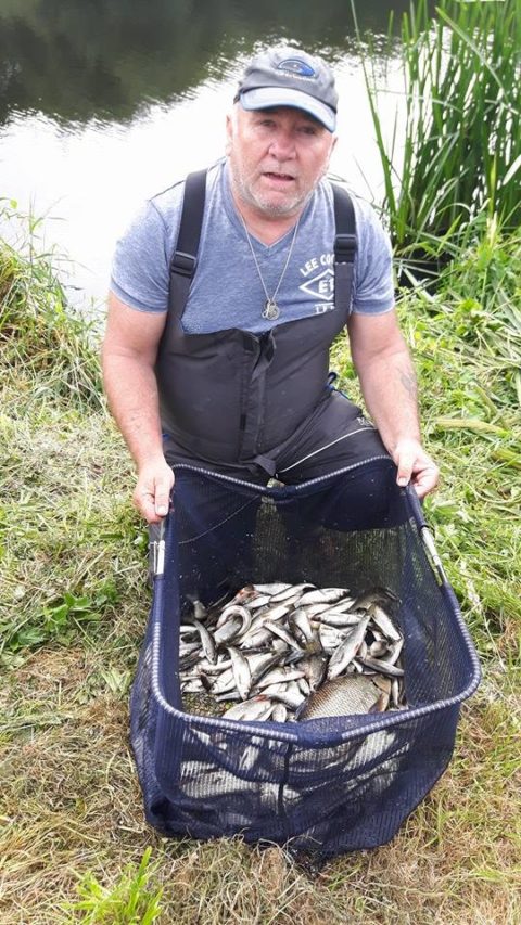 Danny Murphy came 3rd with 17lb