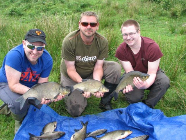 John Grace, James Smith and Ross Naylor with good Bream and Hybrid catch.