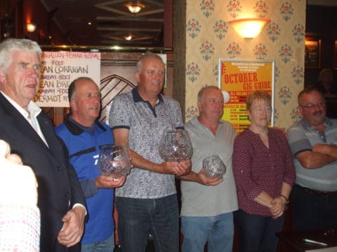 Mitchells Bar Carrigallen showing winners with members of the organising committee
