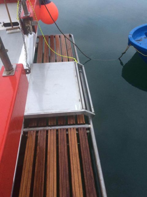 Fish friendly stern door