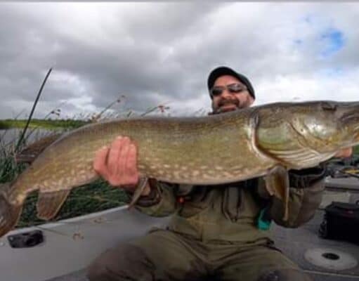 Shannon producing some good pike lately 111cm pike