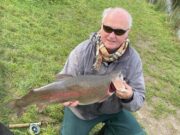 Big bows for bass expert Richie