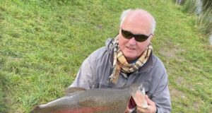 Big bows for bass expert Richie