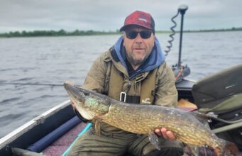 Newbridge Pike Anglers swap bankside for boats