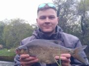 Super stamp of specimen bream on the nymph for Ginto