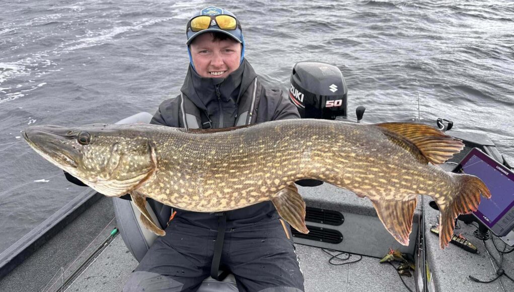 Senan with a pike
