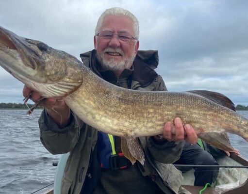 Pike anglers enjoy their stay at Melview Fishing Lodge.