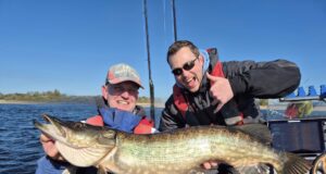 Jacek gets the pike dancing to Disco lures