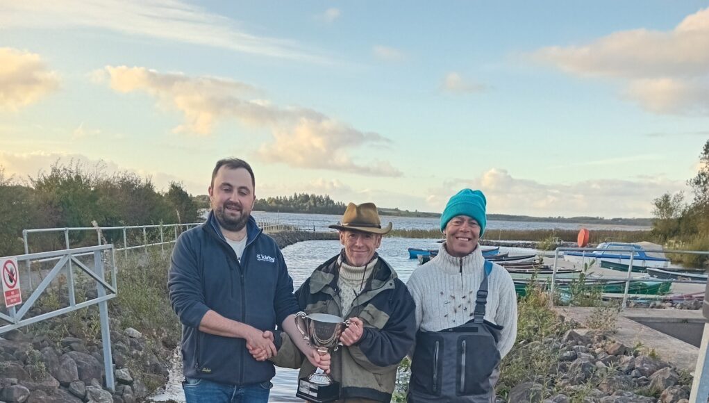 Daniel McDermott,Secretary, presenting Michael Mcdermott winner Maloney Keady cup (2025) Mark Malone.