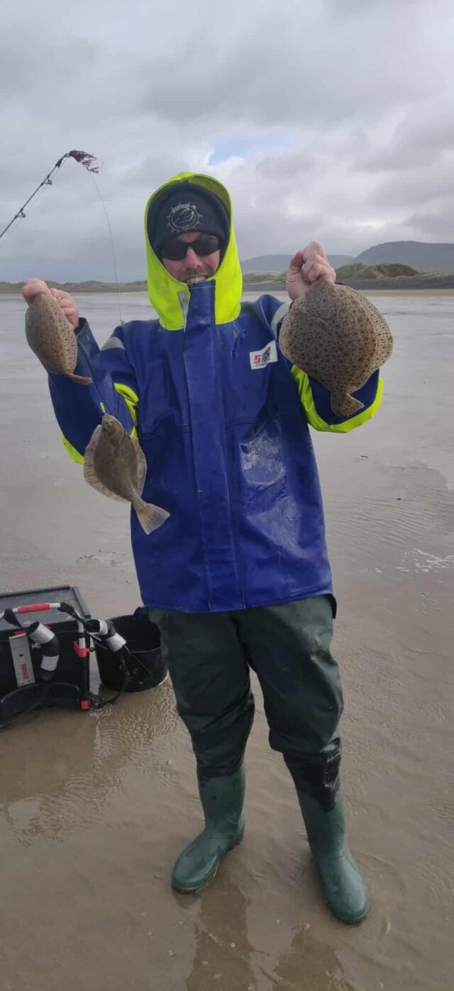 Treble turbot 30cm, 22cm and a flounder 28cm for Stefan Martin