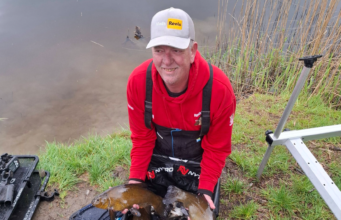 Adrian Van Der Heever wins CM Lakelands two-dayer