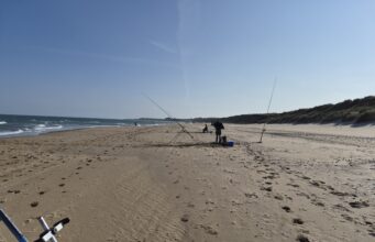 Last cast brings victory for Paul Tyndall at Ballinoulart Beach