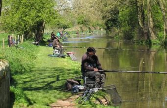 Mark Alcock wins 3rd round of Irish Canal Masters at Daingean
